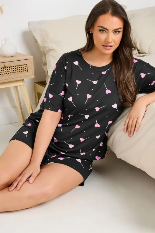 Yours Curve Black Heart Lollipop Short Pyjama Set