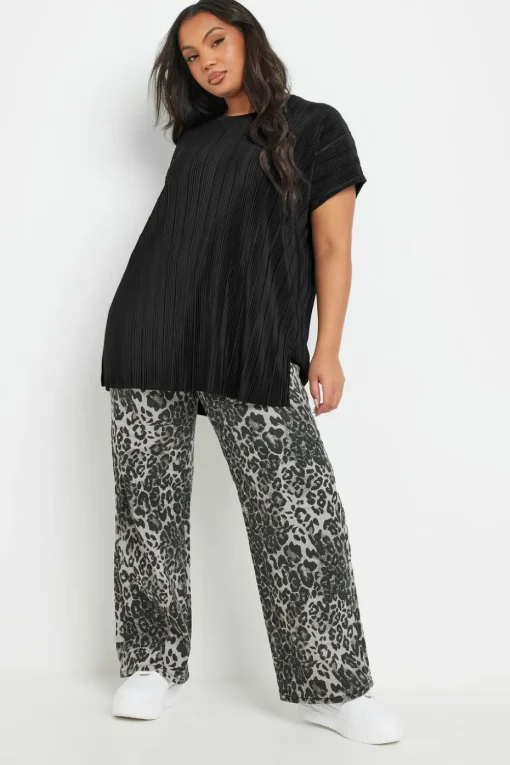 Yours Curve Black Plisse Top