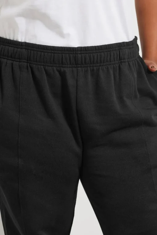 Yours Curve Black Tapered Leg Joggers
