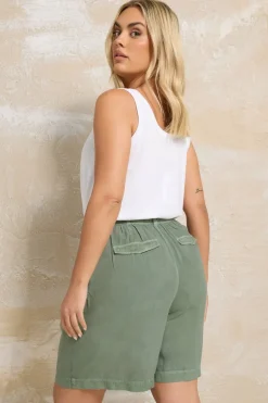 Yours Curve Green Chambray Pull On Shorts