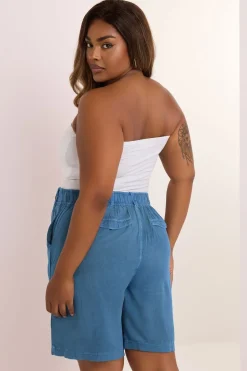 Yours Curve Mid Blue Chambray Pull On Shorts