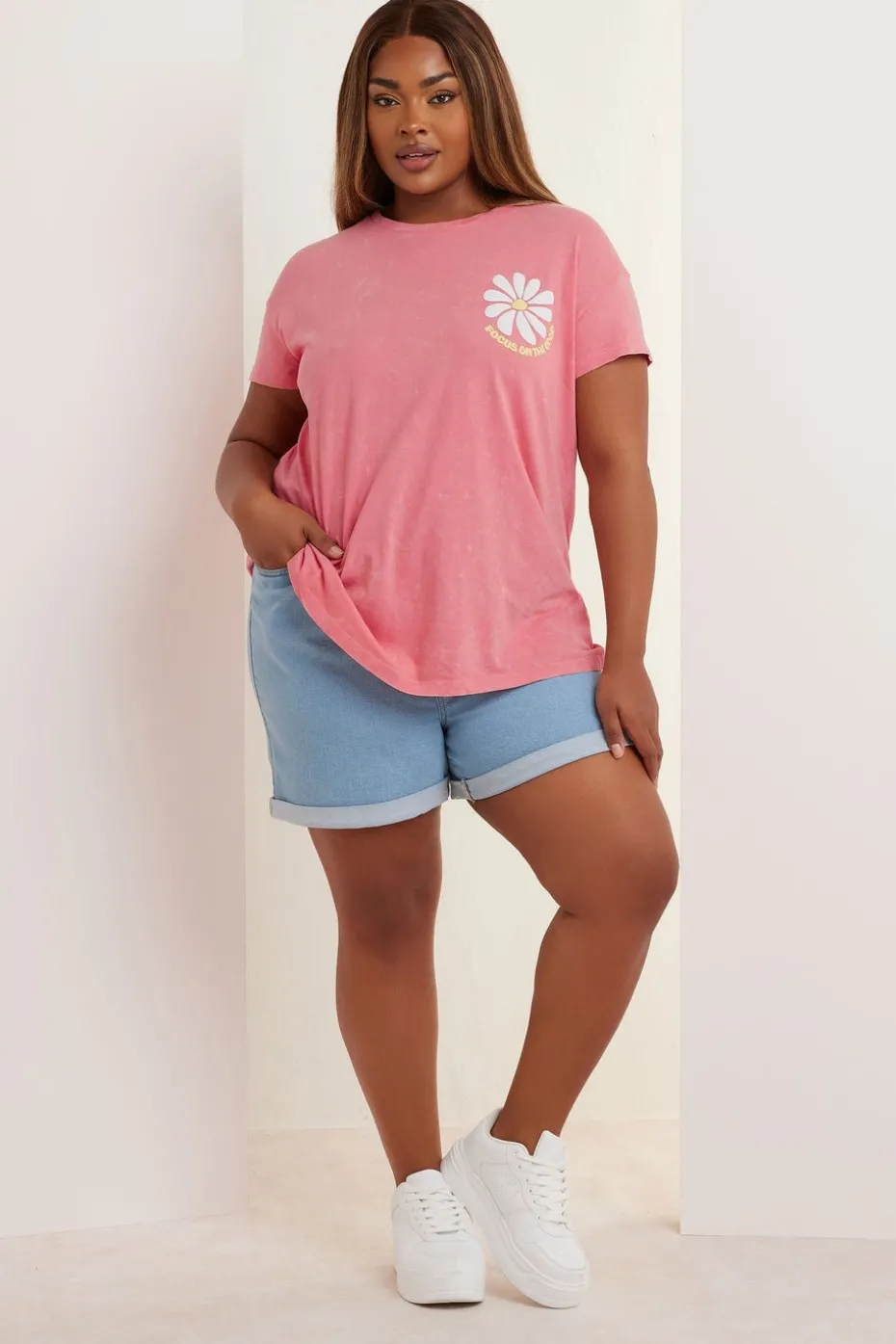 Yours Curve Pink Acid Wash 'Focus On The Good' Daisy Back Print T-Shirt