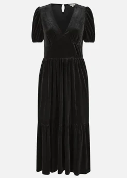 Yumi Black Velvet Midi Dress
