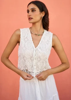 Yumi White Crochet Lace Tie Waistcoat